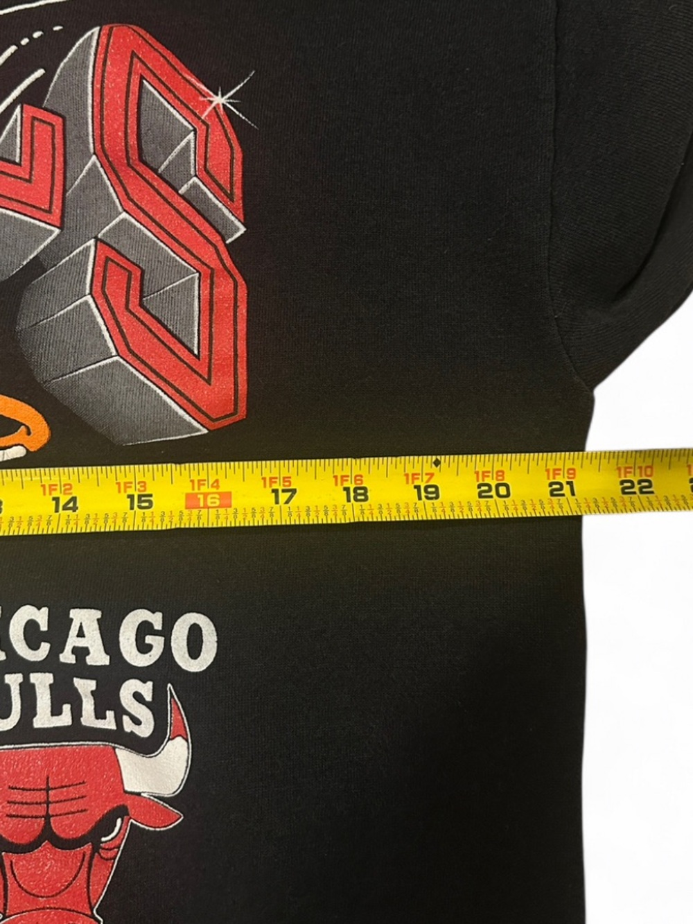 Vintage 90s Black NBA Chicago Bulls Graphic Crewneck Sweatshirt Size Large - Picture 5 of 6